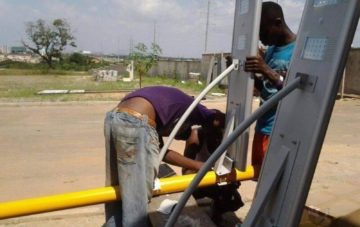 Installation of an 80w Solar Streetlight in Niamey, Niger Republic